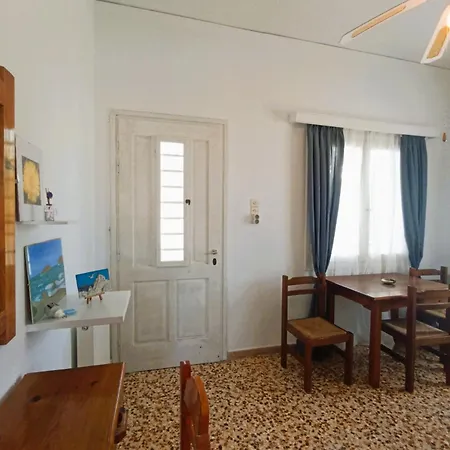 Dandelion Paros Iv Apartman